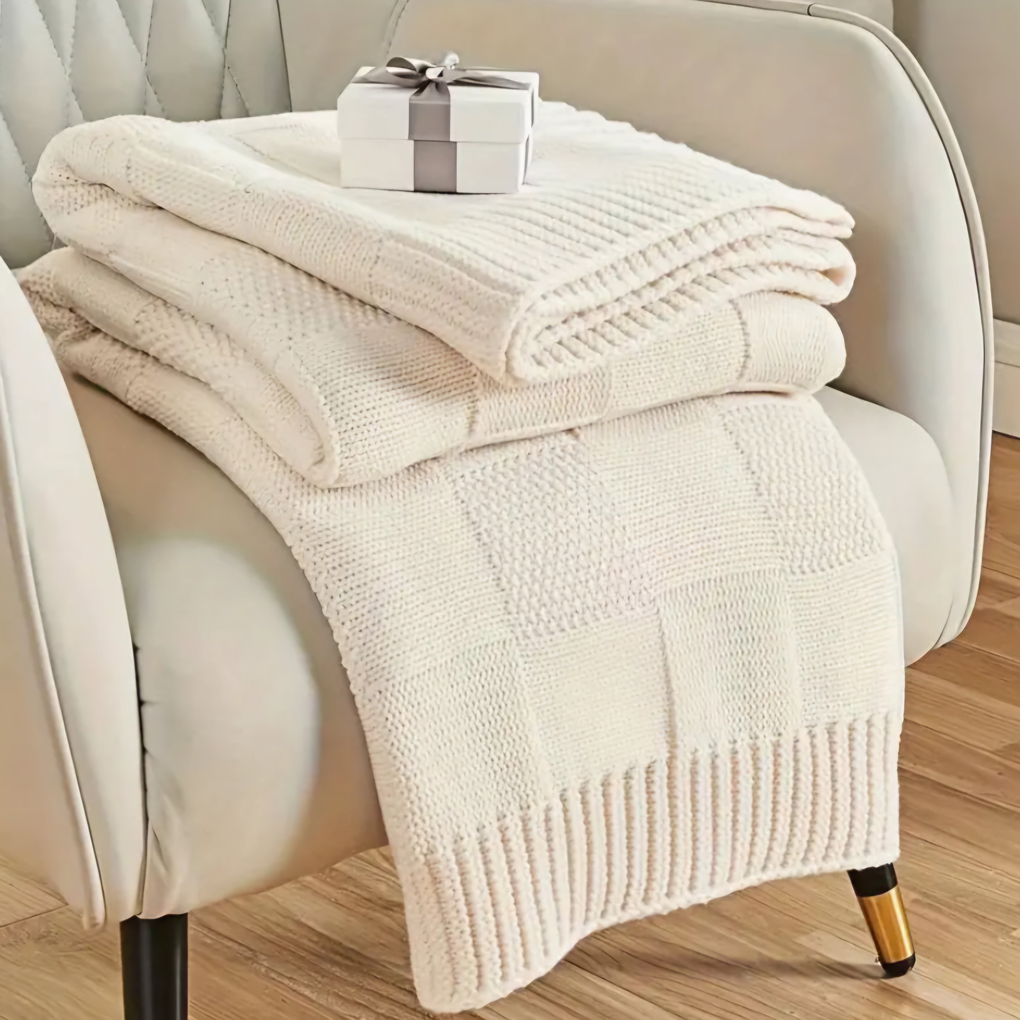 Chic and Soft Knitted Throw Blanket, Cream